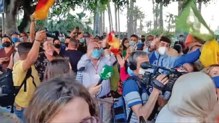 Periodistas durante la cobertura de una noticia