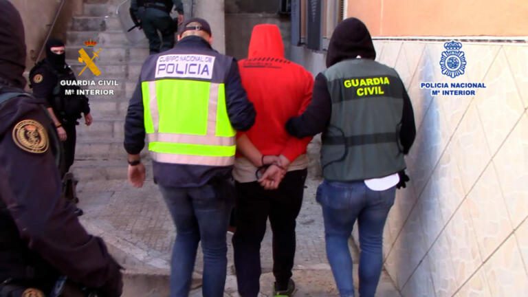 Una operación conjunta de la Policía Nacional y Guardia Civil detiene a un narcotraficanteUna operación conjunta de la Policía Nacional y Guardia Civil detiene a un narcotraficante en Melilla