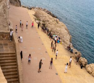 Melilla celebra mañana lunes el Día Internacional del Yoga en el “Balcón de África” a las 18.30h