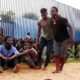 Imigrantes heridos tras saltar la valla de Melilla