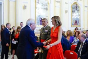 Juan José Imbroda y Sabrina Moh