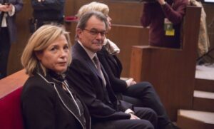 El TSJC rechaza amnistiar a Mas porque no hay antecedentes penales pendientes de cancelación