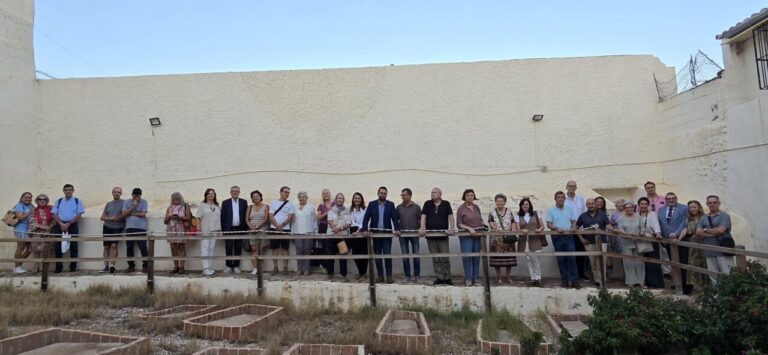 Cementerio San Carlos