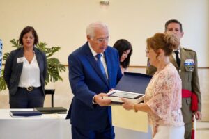 Imbroda en la entrega