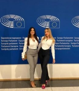 Leticia Torreblanca y Laura Trejo