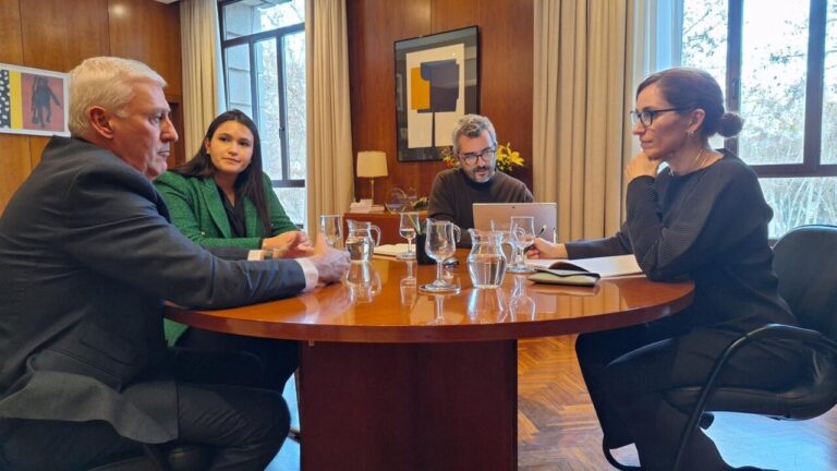 reunión ministra sanidad