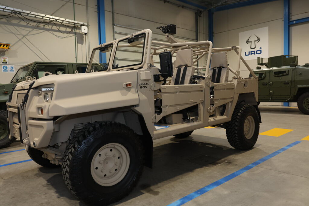 Defensa Robles fabrica UROVESA 2024 04