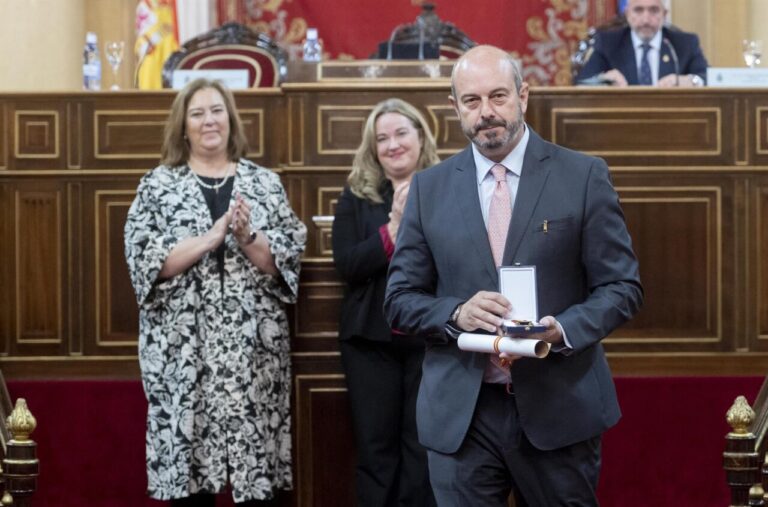 SENADO