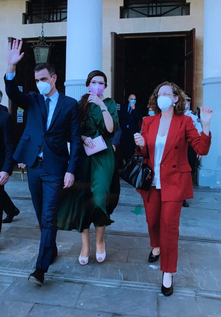 Gloria Rojas, Sabrina Moh y Pedro Sánchez