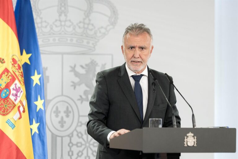 MINISTRO