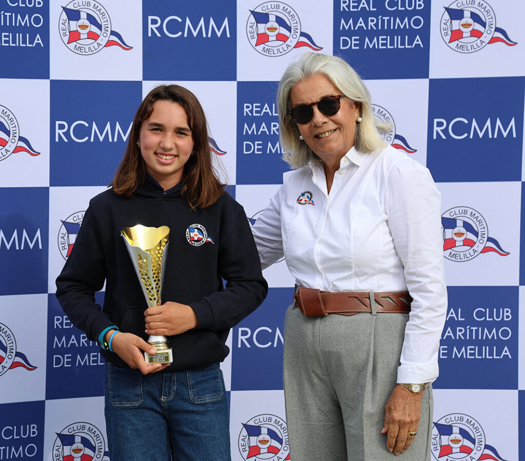 OPTIMIST SUB 11 3ª Aitana Robles