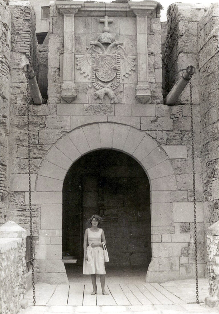 f232 Medina Sidonia Duquesa de La duquesa Isabel en Melilla del 1 al 4 de Septiembre 1963