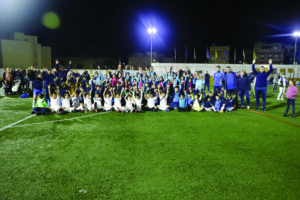 PREBENJAMINES Y BENJAMINES JUNTOS MANOS ARRIBA