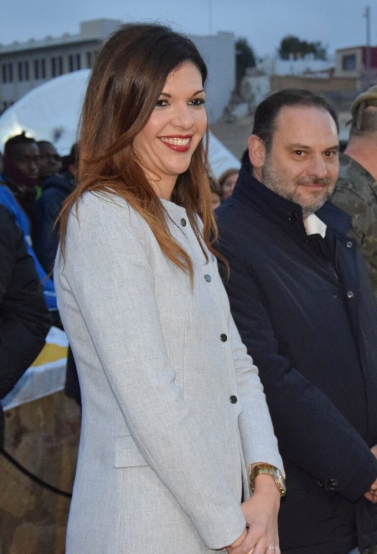 Sabrina Moh con el ex ministro Ábalos