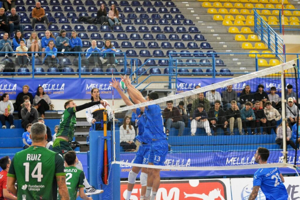 C.V. MELILLA UNICAJA ALMERIA (4)