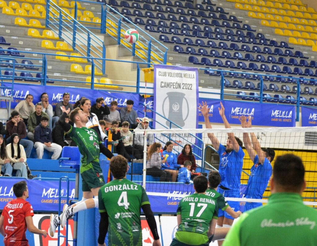 C.V. MELILLA UNICAJA ALMERIA (8)