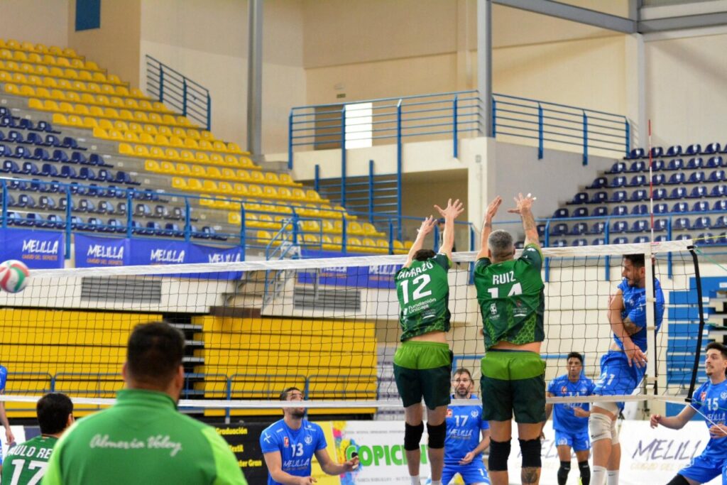 C.V. MELILLA UNICAJA ALMERIA (9)