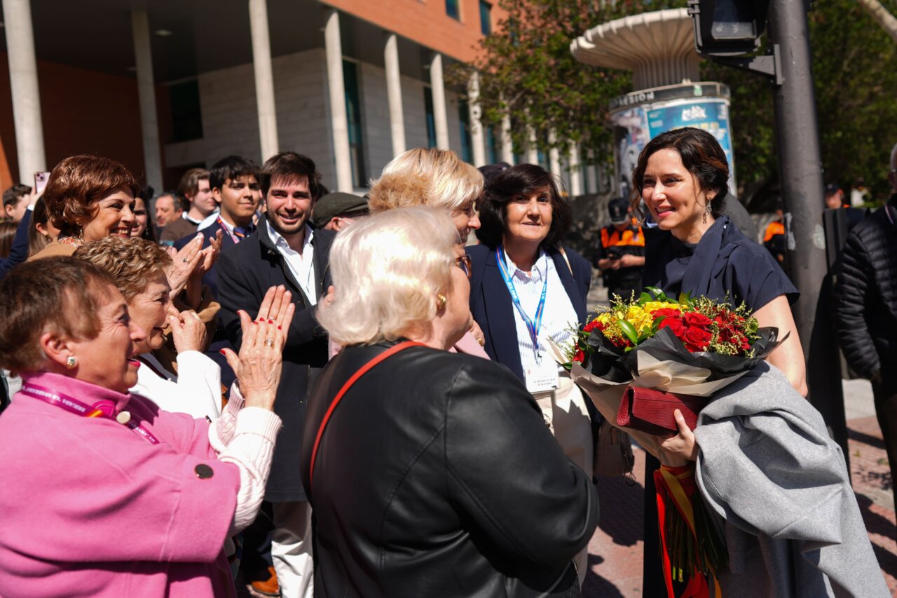 Diaz Ayuso Jura de Bandera Alcobendas Madrid 2025