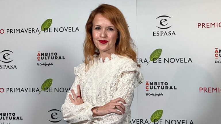 Vanessa Montfort Premio Primavera de Novela 2025