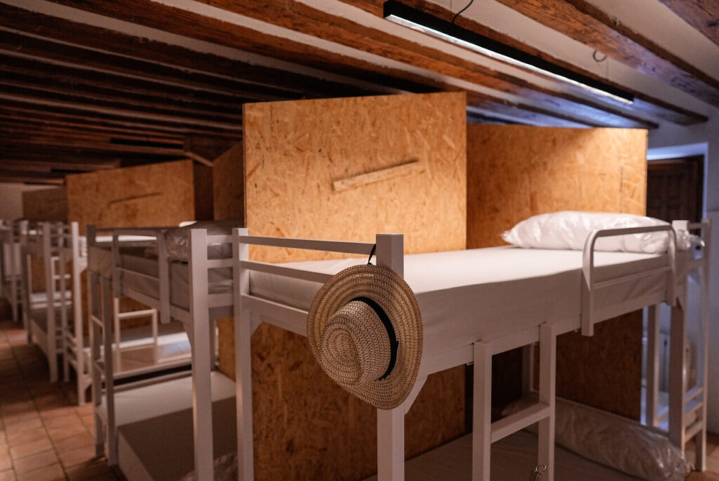 Alberge Comendadoras de Santiago peregrinos 2025 04