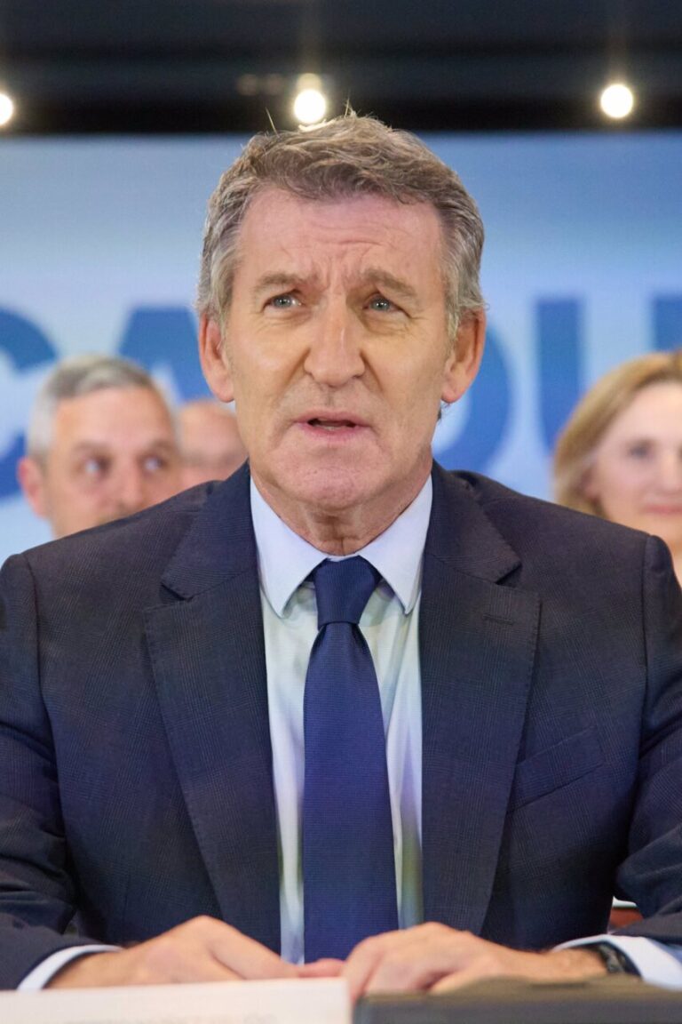 Feijóo dice que Sánchez "está más débil que nunca" y que el Congreso del PP mostrará un partido "más fuerte que nunca"