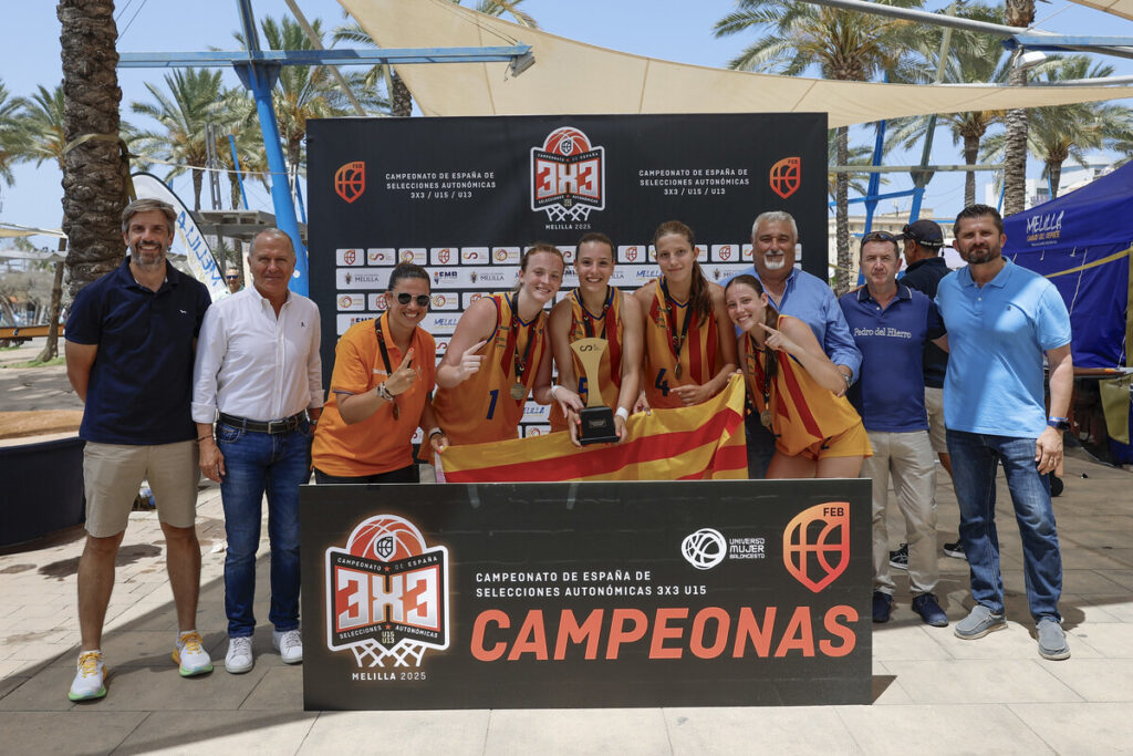 54606400721 23a5bb4e33 k