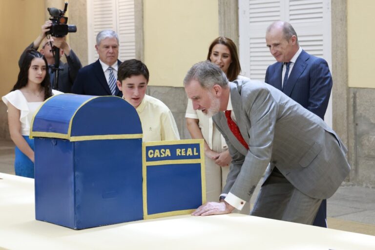 RF audiencia rey para ti 20250615 22