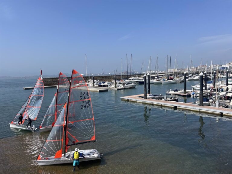 Transportes lanza una campaña de seguridad de verano para erradicar falsos mitos en la náutica de recreo