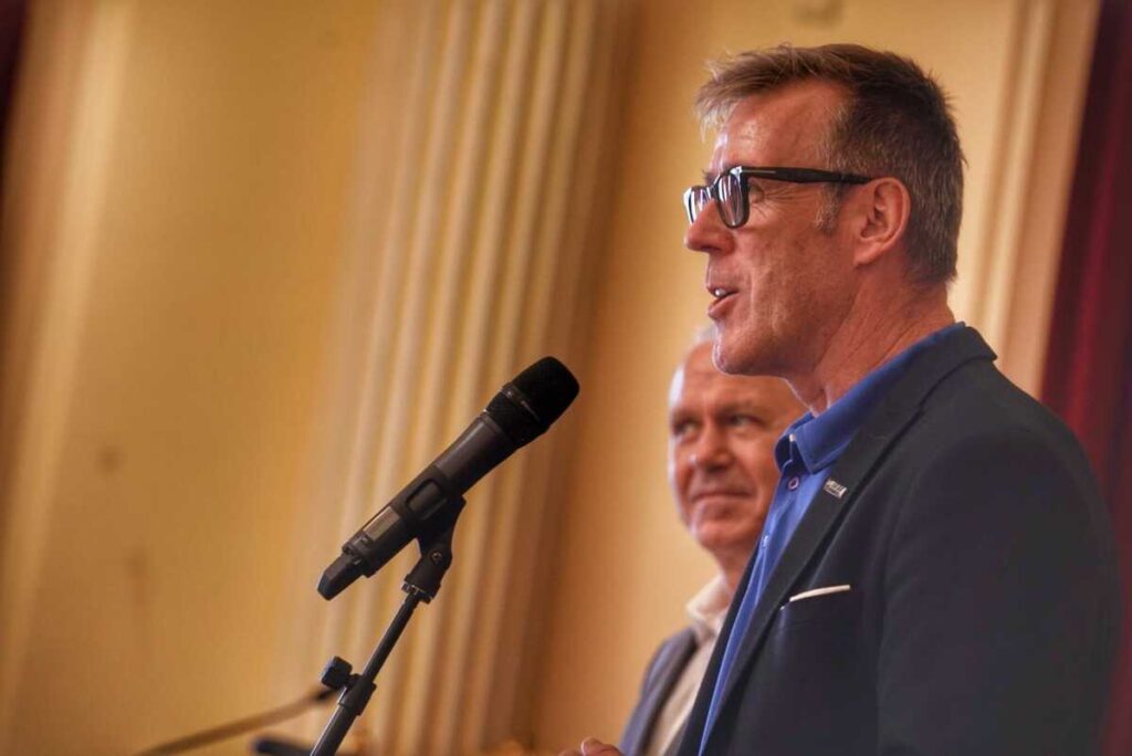 065186df 7e1d 4681 bb70 1a4cd6e2fd12