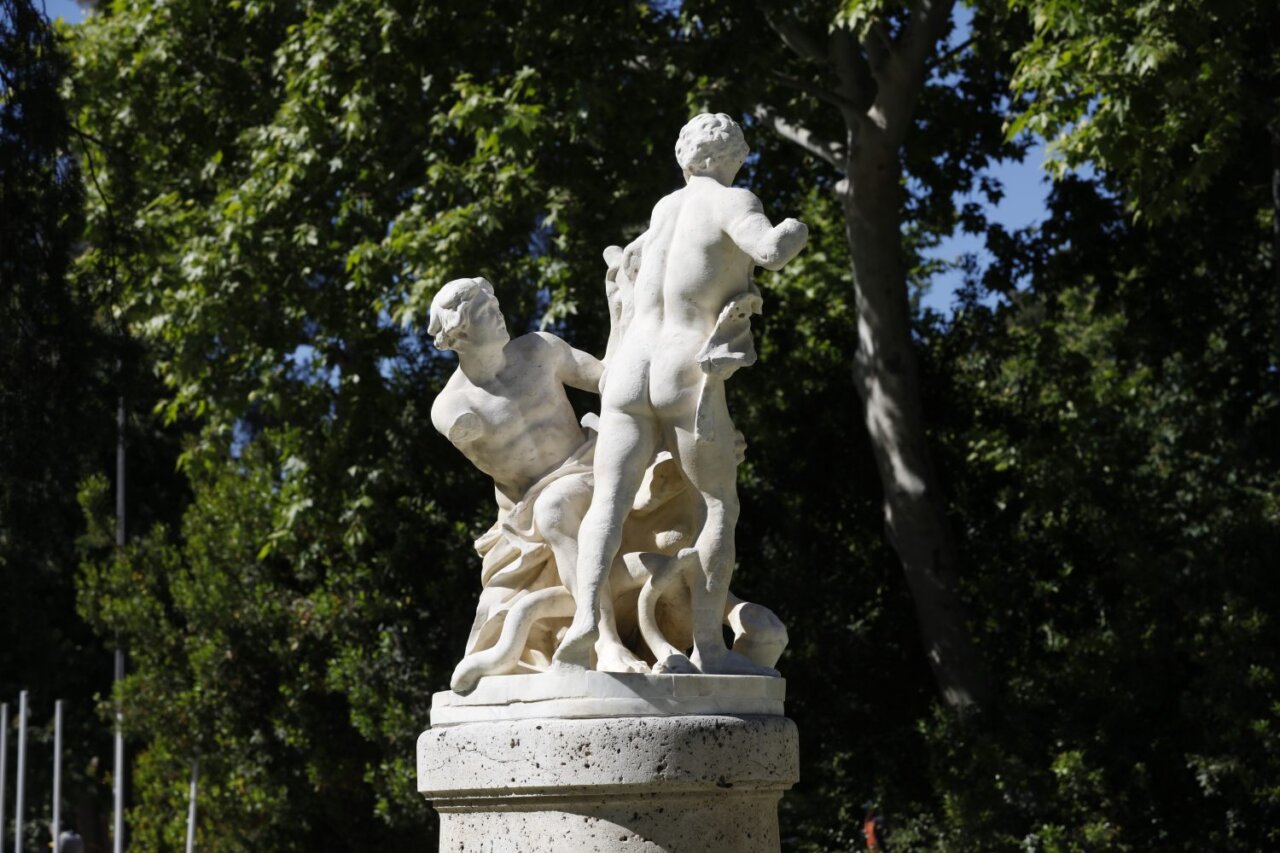 Retiro escultura de Hercules y la hidra 2025 02 Retiro escultura de Hercules y la hidra 2025 02