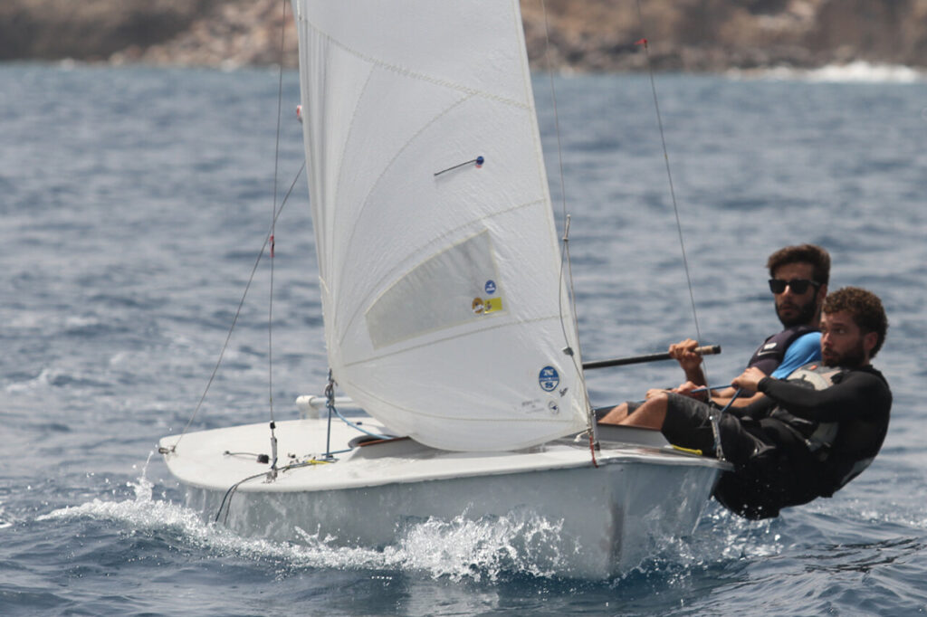MIGUEL GONZALEZ y JUAN CARLOS PASCUAL