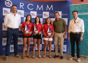 TROFEO optimist sub16 femenina podio
