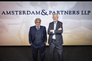 entrevista robert amsterdam christopher wales advocats contra hisenda01