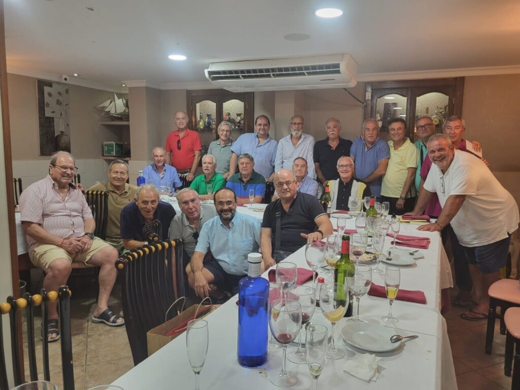 FOTO FAMILIA HOMENAJE JOSE LUIS