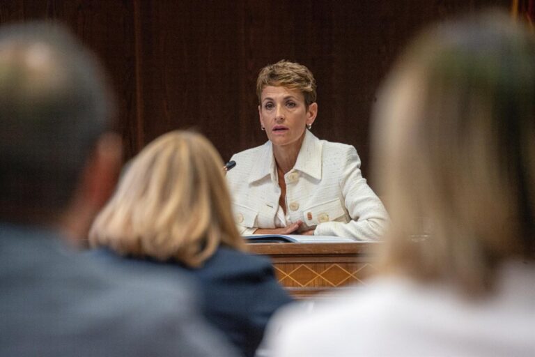 María Chivite durante su comparecencia en el Senado sobre inversiones