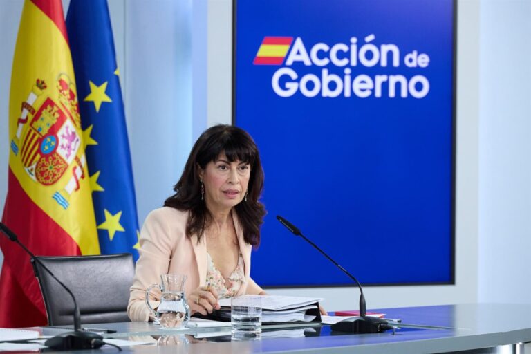 Ministra de Igualdad en rueda de prensa sobre violencia vicaria