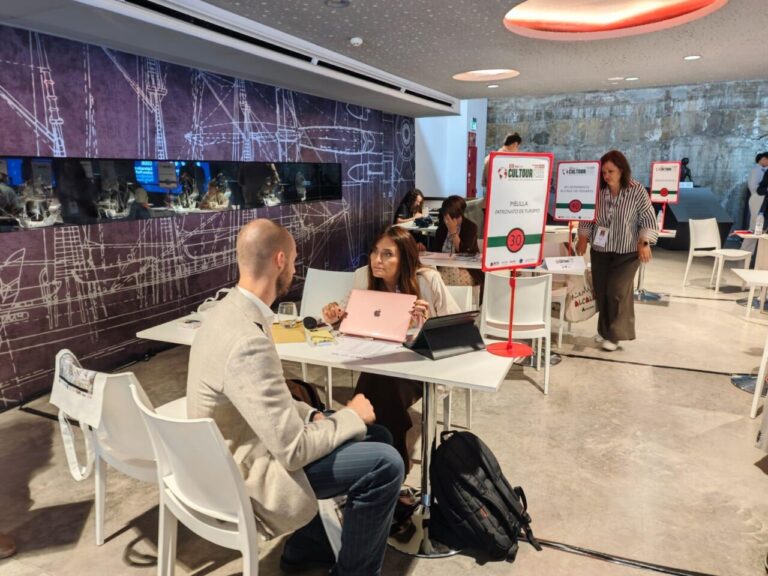 Representantes de Melilla en la feria de turismo cultural en Sevilla