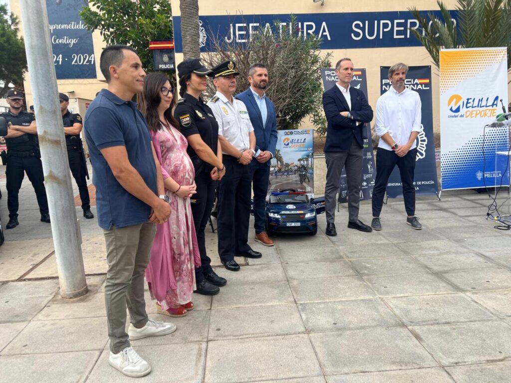 Presentación de la V Ruta 091 con autoridades y organizadores en Melilla.