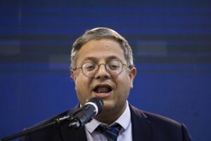 Itamar Ben Gvir hablando en un evento público sobre la flotilla