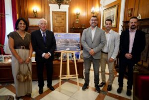 Grupo de personas en la celebración del 40 aniversario de Los Polillas en Melilla.