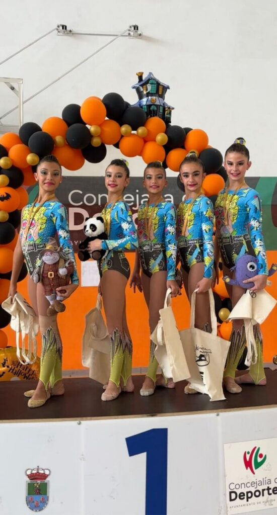 Gimnastas del Club Virka Melilla en el Trofeo Nacional Nazarí