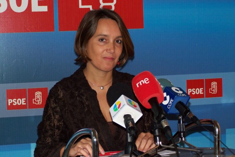 María de la Paz Ojeda Giménez en un evento político del PSOE