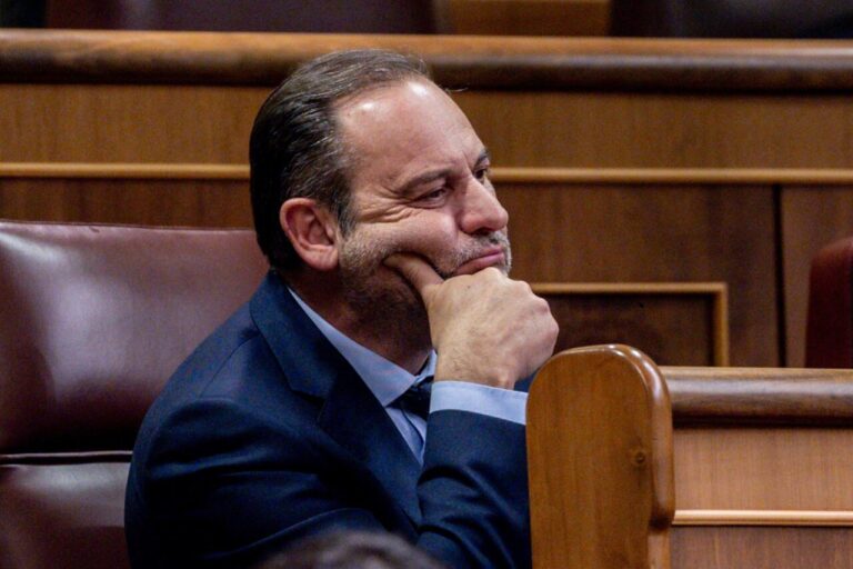 José Luis Ábalos en el Congreso de los Diputados durante una sesión.