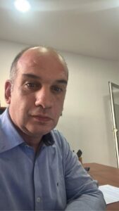 Isaac Fernández Atencia hablando sobre la frontera inteligente en Melilla.