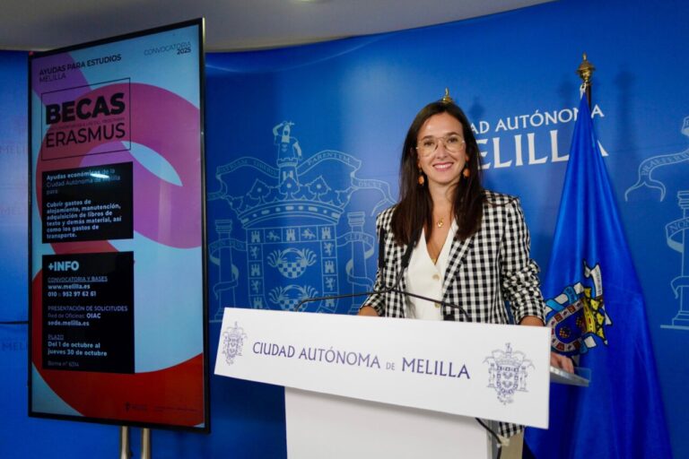 Marta Fernández presenta becas Erasmus en Melilla