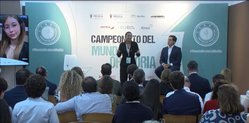 Sarah Macias ganadora del Campeonato Mundial de Oratoria en Melilla