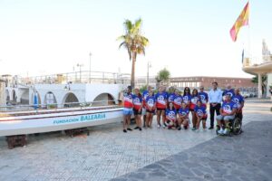 Equipo del Real Club Marítimo de Melilla en el Festival Internacional de Barco Dragón