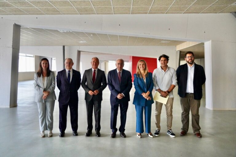 Inauguración del Local 33 en la Estación Marítima de Melilla