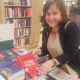 Sonia Moreno presentando su libro Marruecos, el vecino incómodo en una librería