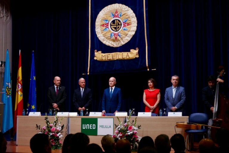 Acto de celebración del 50 aniversario de la UNED en Melilla
